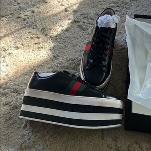 GUCCI Platform Sneakers with Stripes